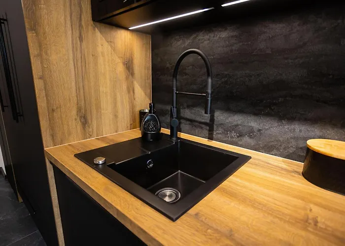 Z Prywatnym Jacuzzi Z Widokiem Na Gory 109 Kras Apartment